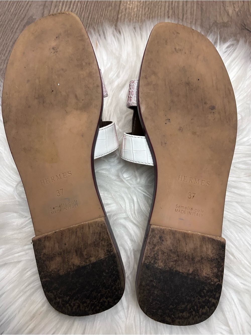 Hermes Himalaya Oran Sandals Crocodile embossed - Picture 9 of 9